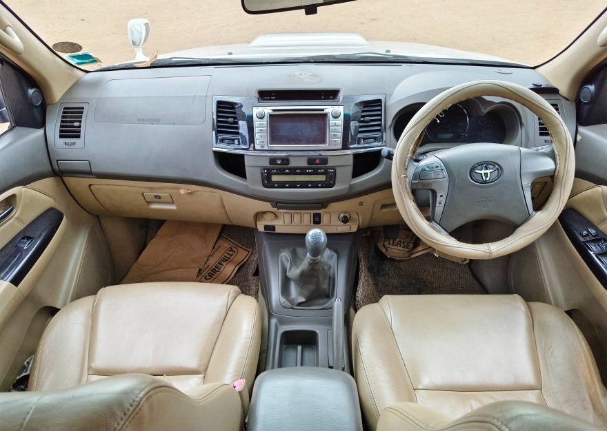 Toyota Fortuner - Image 4